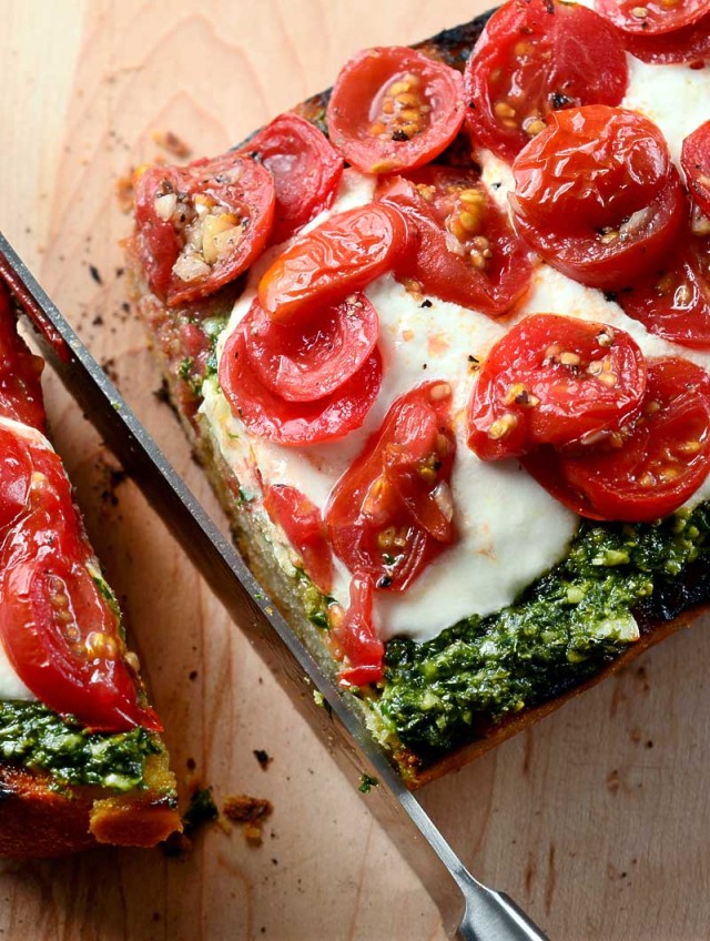 Recipe for Grilled Bread with Pesto, Burrata and Tomatoes Life's