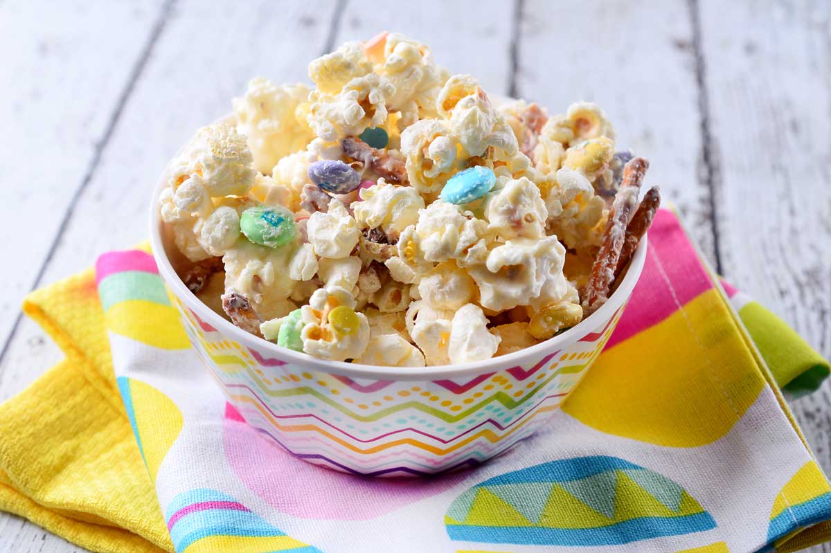 Recipe for White Chocolate Easter Popcorn Mix Life's Ambrosia Life's