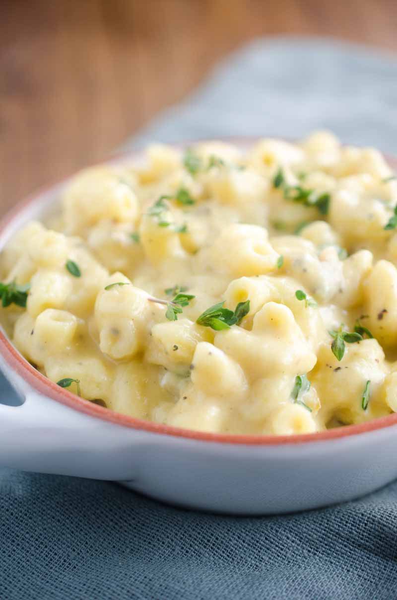 Roasted Garlic and Thyme Mac n' Cheese Life's Ambrosia
