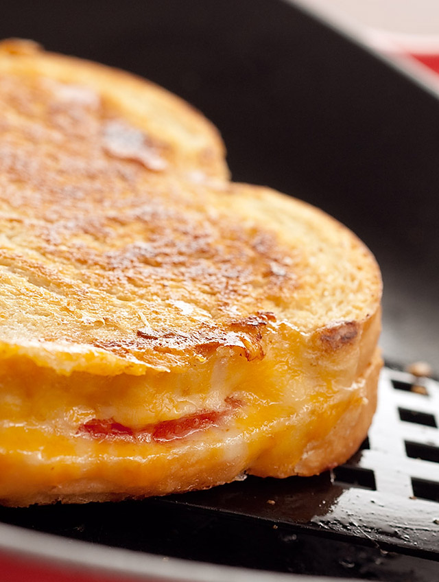 Grilled Cheese And Tomato Sandwich - Life's Ambrosia