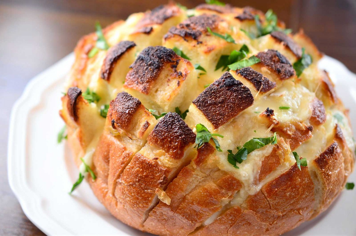 Roasted Garlic and Brie Pull Apart Bread - Life's Ambrosia